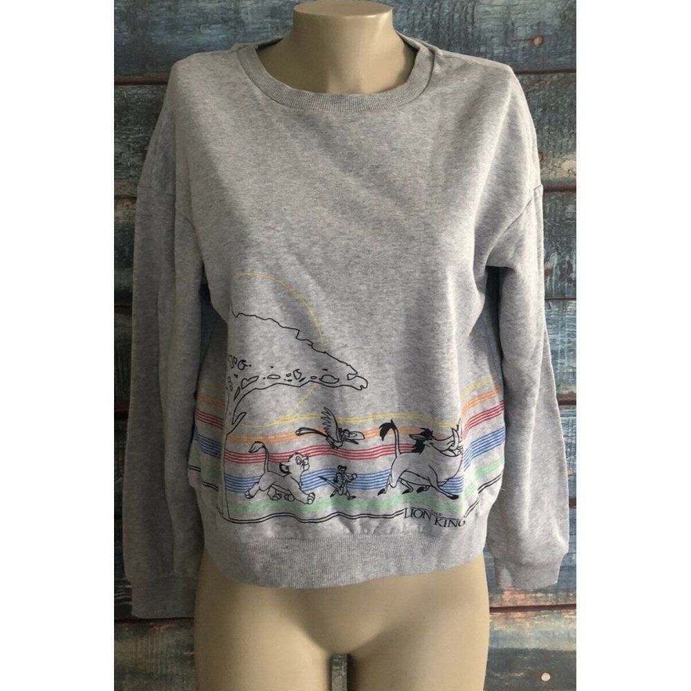 NWT Disney Lion King Sweatshirt Size L
